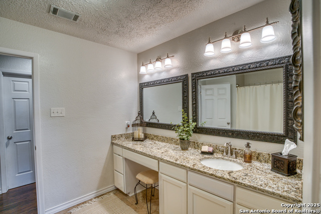 Listing photo id 30 for 3111 Hugo Rd