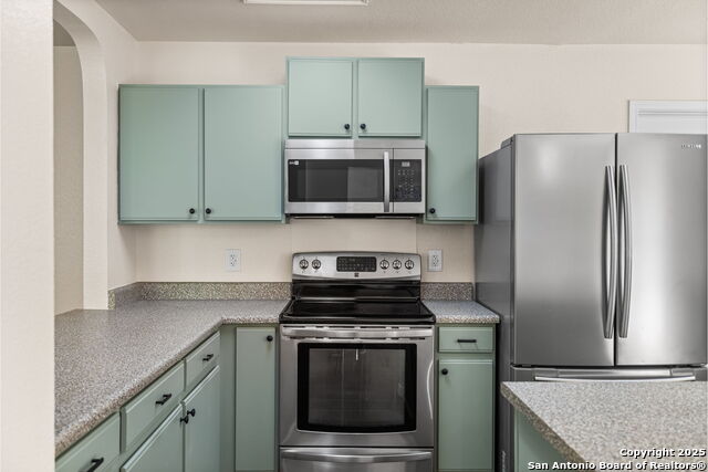 Image 13 of 35 For 10030 Silverbrook