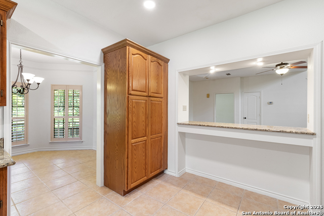 Image 19 of 56 For 10623 Alta Loma