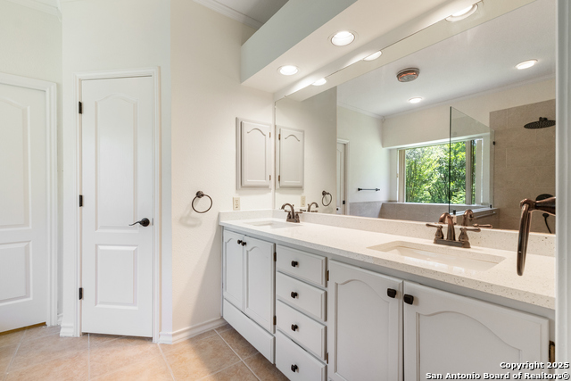 Image 26 of 56 For 10623 Alta Loma