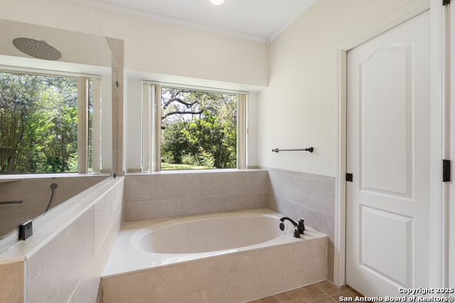 Image 28 of 56 For 10623 Alta Loma