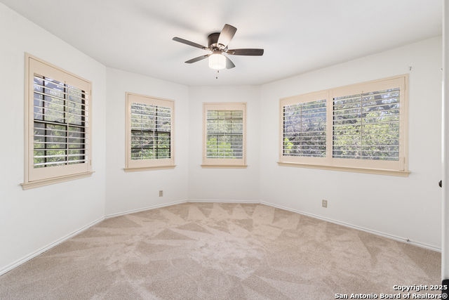 Image 29 of 56 For 10623 Alta Loma