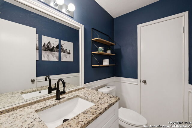 Listing photo id 14 for 9355 Greens Pt.