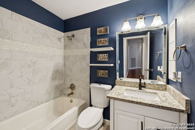 Listing photo id 18 for 9355 Greens Pt.