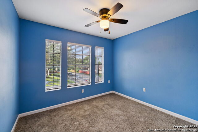 Listing photo id 19 for 9355 Greens Pt.
