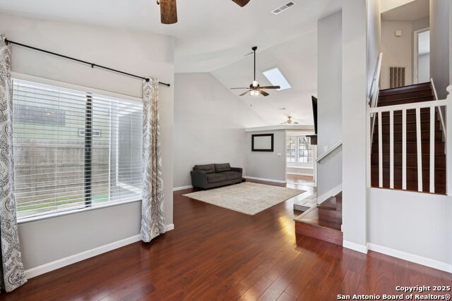 Listing photo id 7 for 9355 Greens Pt.