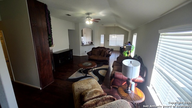 Image 5 of 20 For 8242 Pioneer Oak