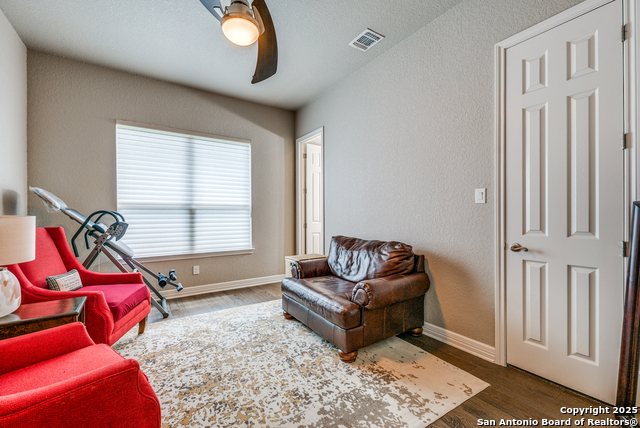 Image 24 of 30 For 18111 Abingdon Pl