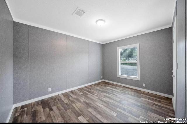 Listing photo id 9 for 6739 Whartons Dock