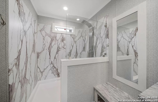 Listing photo id 11 for 6739 Whartons Dock