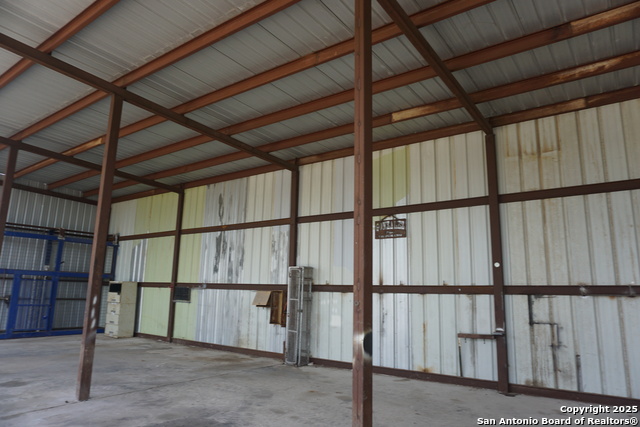 Listing photo id 16 for 0 Fm 1346  