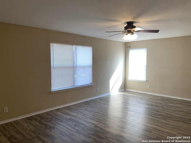 Image 31 of 48 For 381 Copper Path Dr