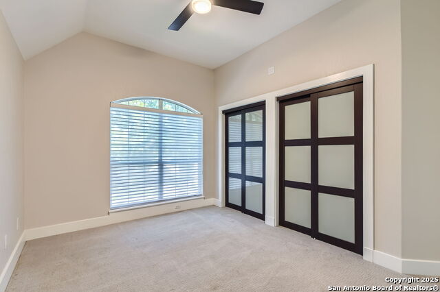 Listing photo id 16 for 6110 Blanco River Pass