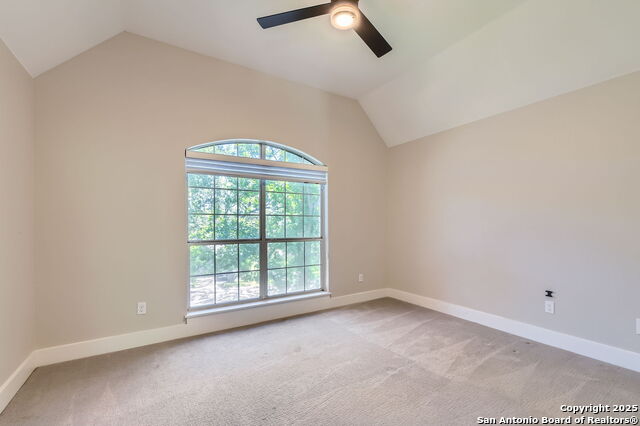 Listing photo id 20 for 6110 Blanco River Pass