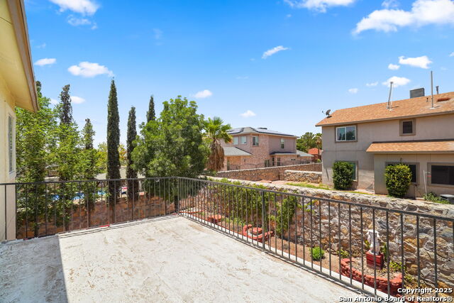 Image 35 of 41 For 2313 Canopy Place