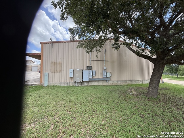 Listing photo id 15 for 9520 Us Hwy 87 3