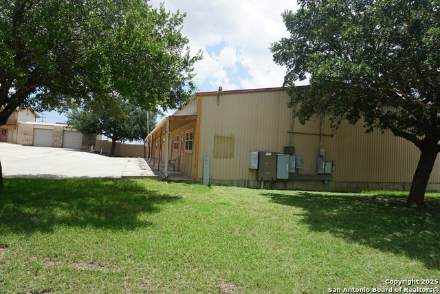 Listing photo id 20 for 9520 Us Hwy 87 3