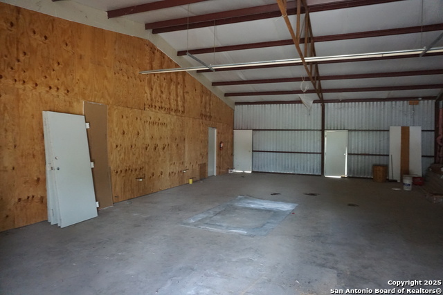Listing photo id 29 for 9520 Us Hwy 87 3