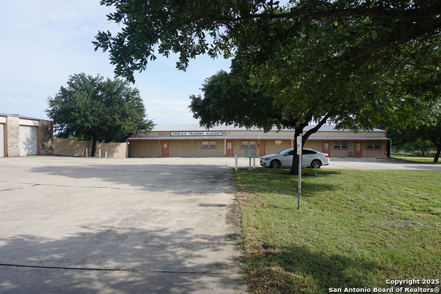 Listing photo id 35 for 9520 Us Hwy 87 3