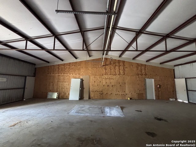 Listing photo id 2 for 9520 Us Hwy 87 3