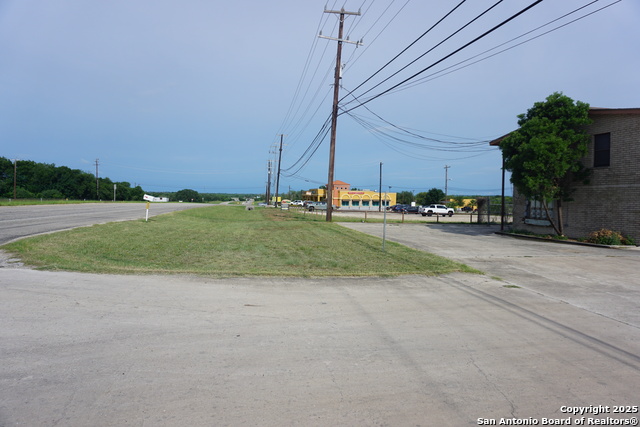 Listing photo id 41 for 9520 Us Hwy 87 3