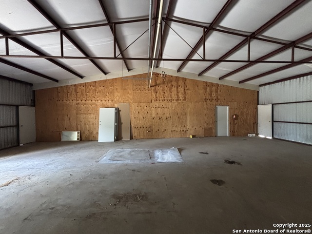 Listing photo id 4 for 9520 Us Hwy 87 3