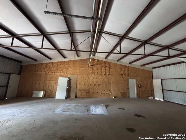 Listing photo id 5 for 9520 Us Hwy 87 3