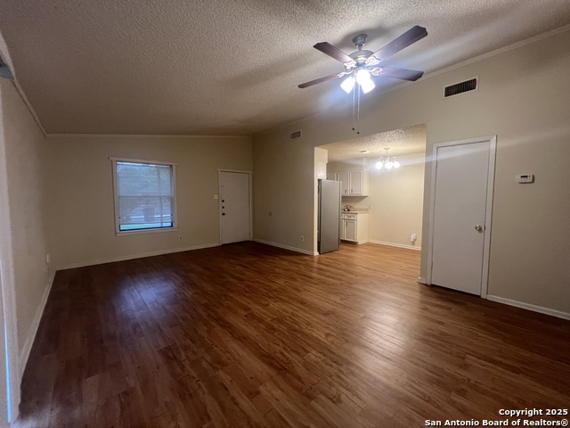 Image 5 of 27 For 1524 Shannon