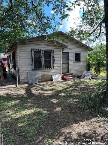 Image 10 of 11 For 227 Noria St
