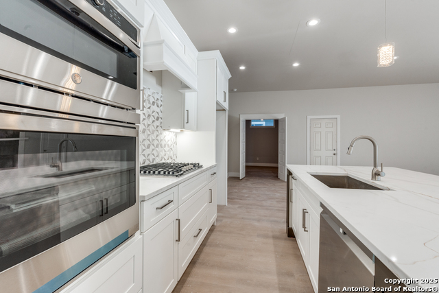 Image 8 of 17 For 455 Hackberry S