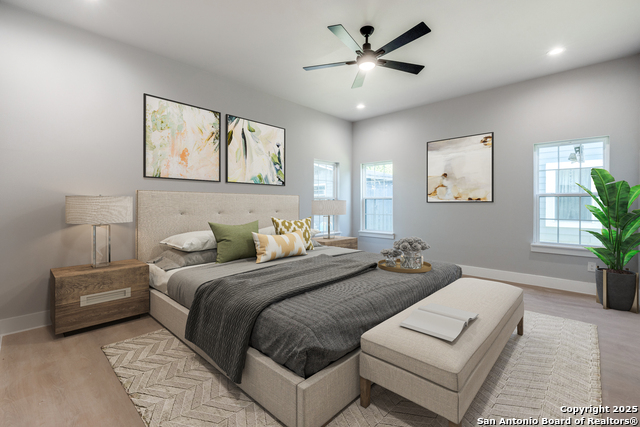 Image 9 of 17 For 455 Hackberry S