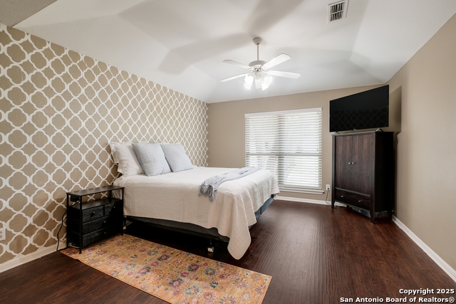 Image 10 of 22 For 25102 Arrow Glen