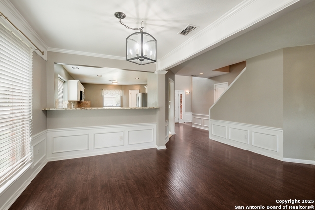 Image 8 of 22 For 25102 Arrow Glen