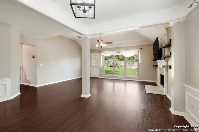 Image 9 of 22 For 25102 Arrow Glen