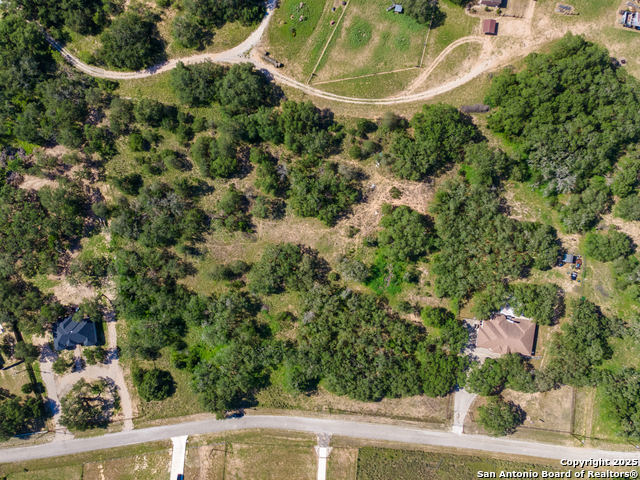 Listing photo id 14 for 163 Palomino Trail