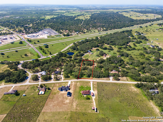 Listing photo id 15 for 163 Palomino Trail
