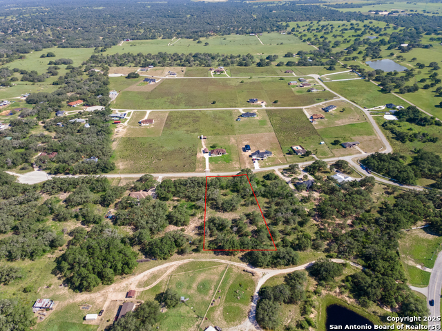 Listing photo id 20 for 163 Palomino Trail