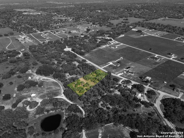 Listing photo id 23 for 163 Palomino Trail