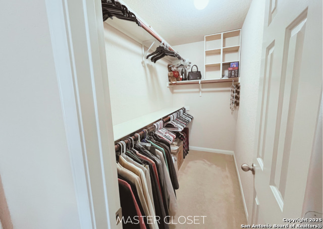 Listing photo id 7 for 4018 Matson Mnr