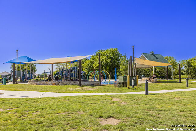 Listing photo id 24 for 6742 Sabinal