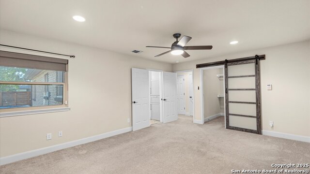 Listing photo id 17 for 1069 Ivy Lane