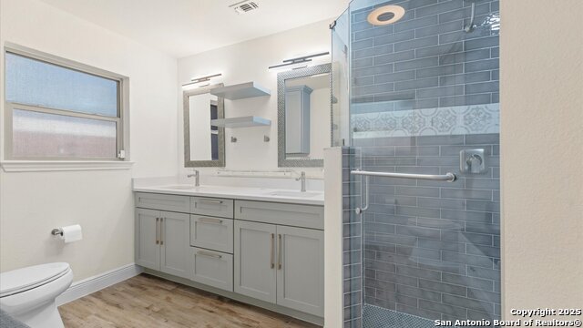 Listing photo id 19 for 1069 Ivy Lane