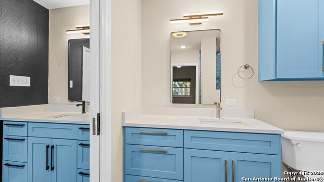 Listing photo id 26 for 1069 Ivy Lane