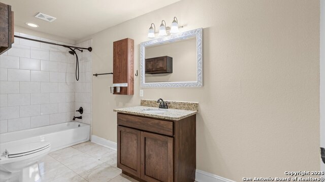 Listing photo id 30 for 1069 Ivy Lane