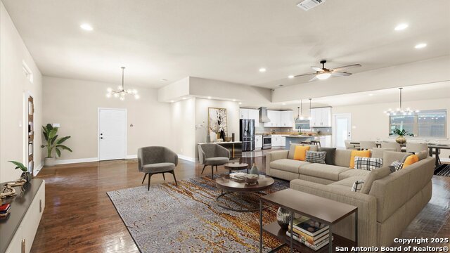 Listing photo id 7 for 1069 Ivy Lane