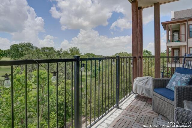Image 22 of 24 For 7342 Oak Manor  4210