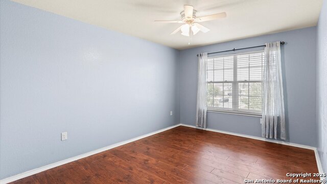 Image 22 of 31 For 702 Pelican Point