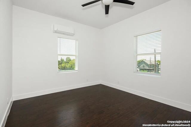 Image 8 of 20 For 432 S Olive  