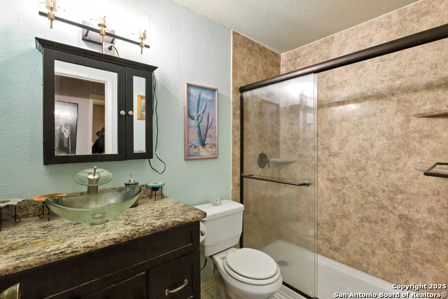 Image 18 of 24 For 6634 Peachtree