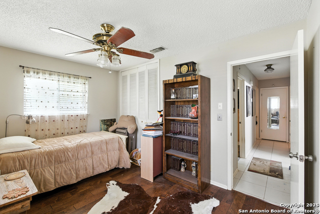 Image 20 of 24 For 6634 Peachtree